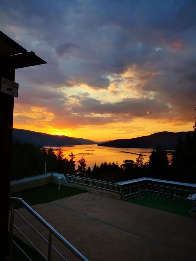 Хотел Панорама Доспат Exterior foto